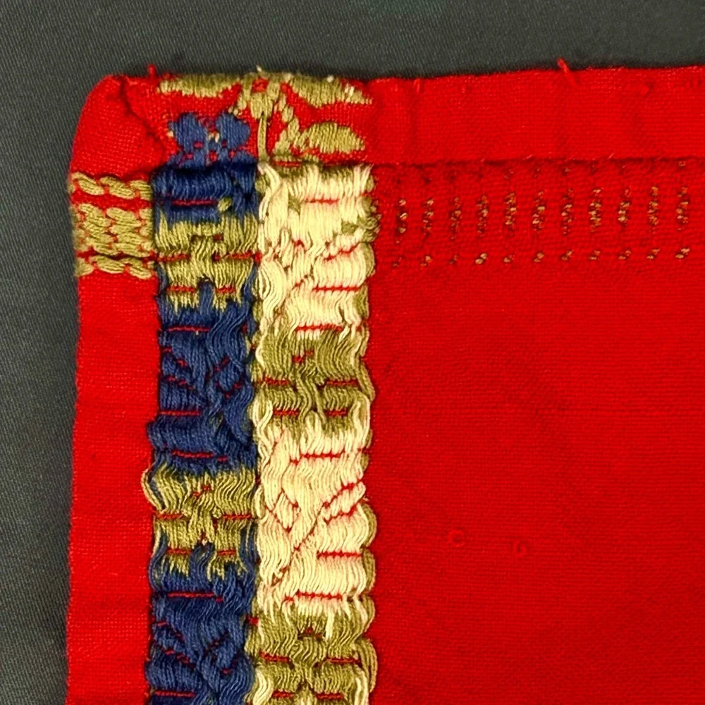 7-Piece Napkins & Table Cloth Set Embroidered Floral Red Washable Farmhouse